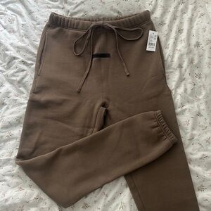 Men’s brown/tan Essentials joggers